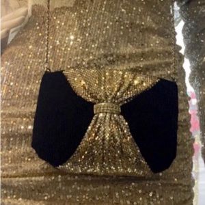 Vintage chain velvet purse with bling